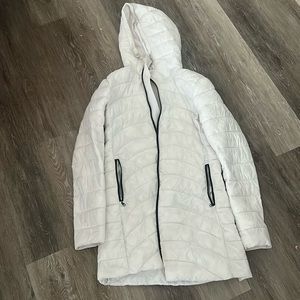 Gap women’s size small comfiest down coat
